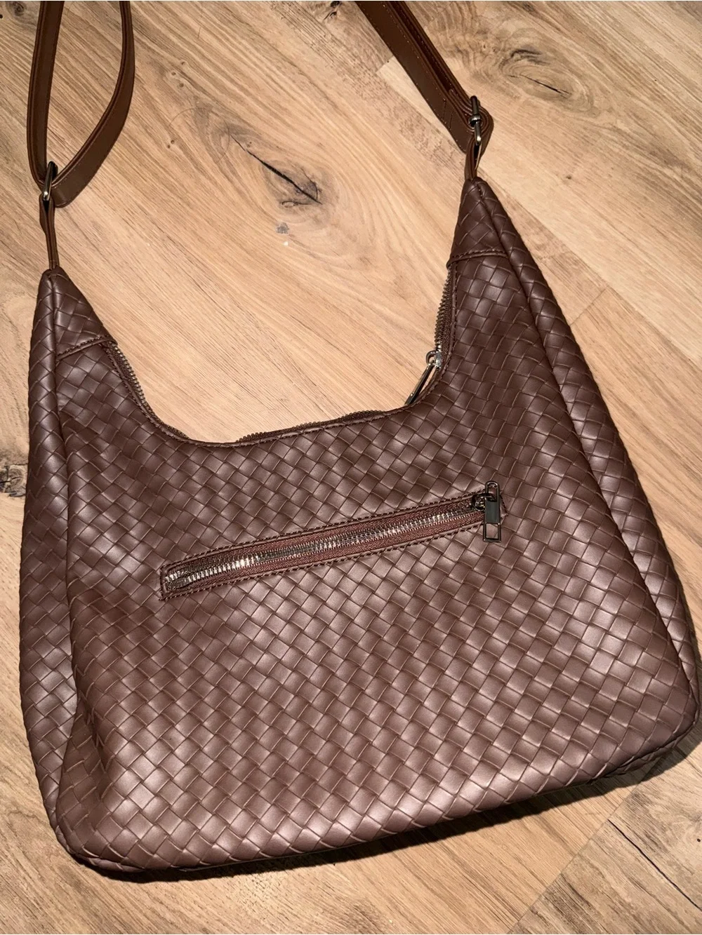 Brand new brown woven pattern bag